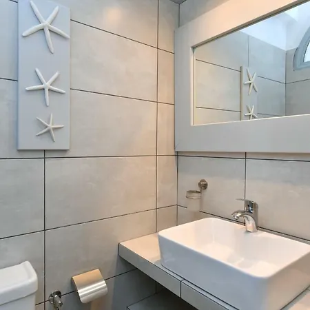 Almyra Seaview Maisonette In * Naousa (Paros)